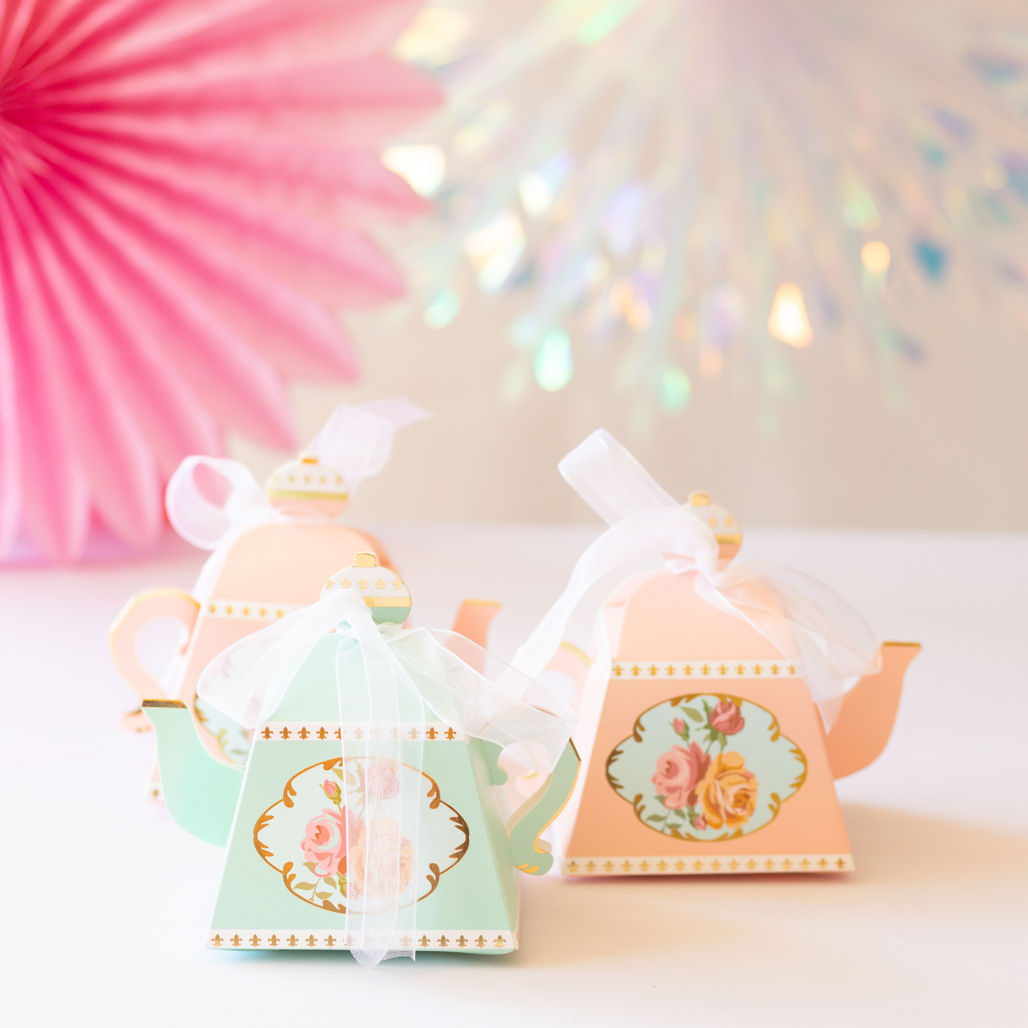 Petit Teapot Shaped Favour Boxes, Pink (set of 4)